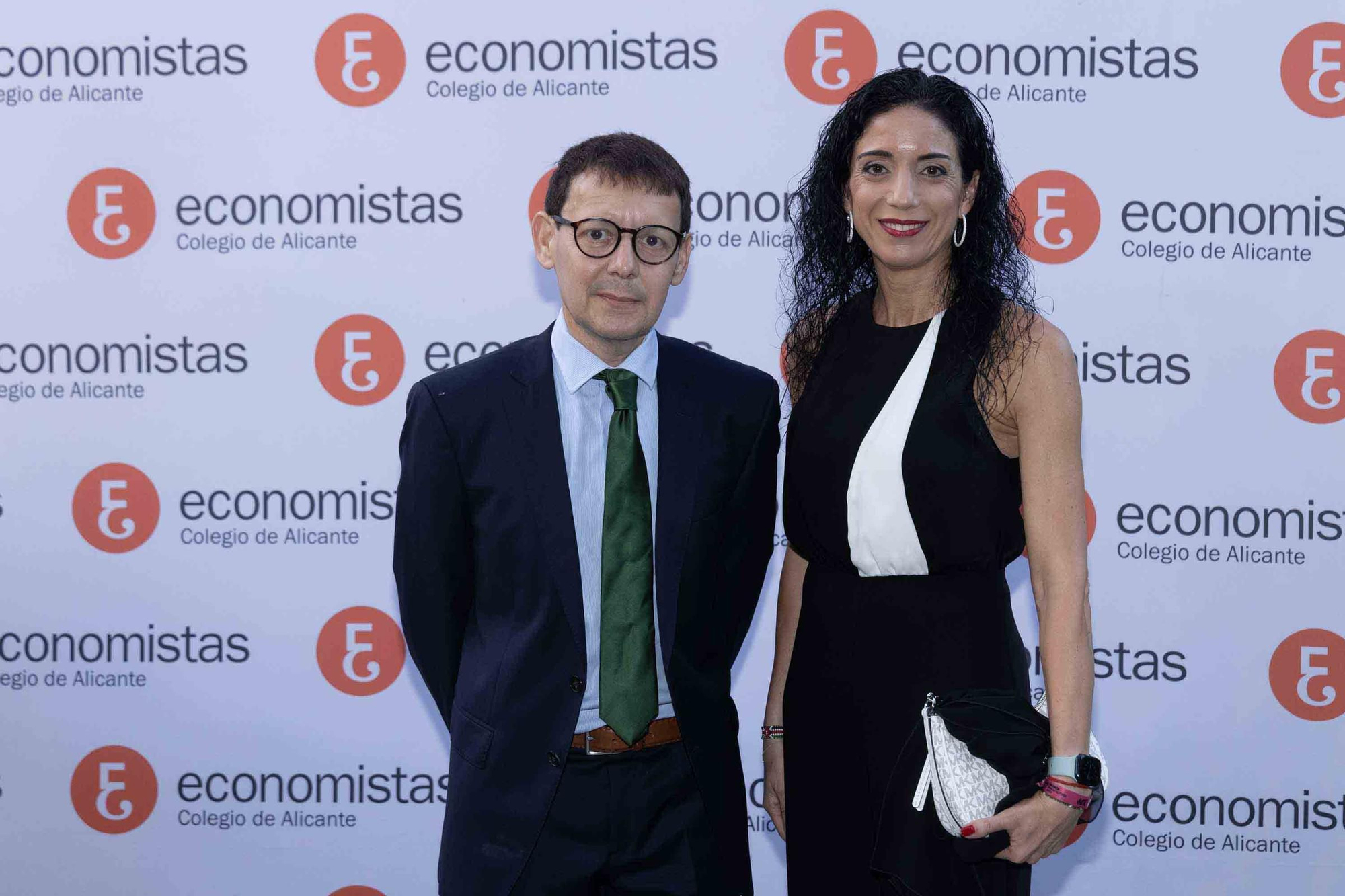 El Colegio de Economistas de Alicante celebra su cena anual en honor a su patrón
