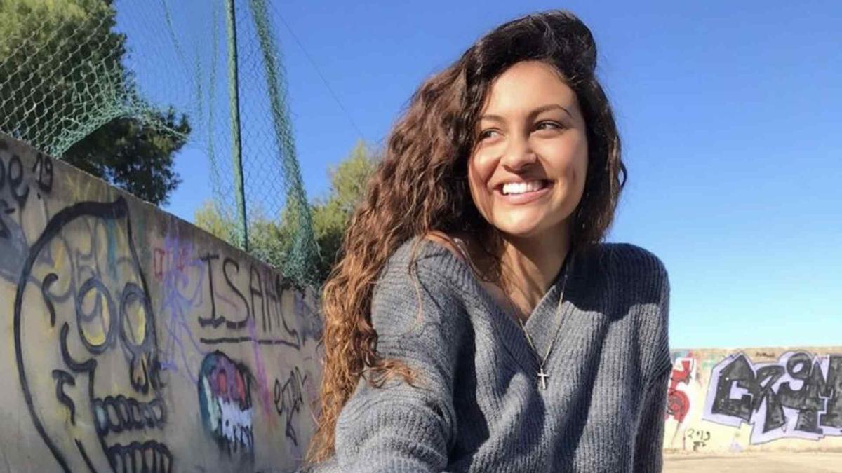 Esperansa Grasia, la joven valenciana que triunfa en las redes sociales.