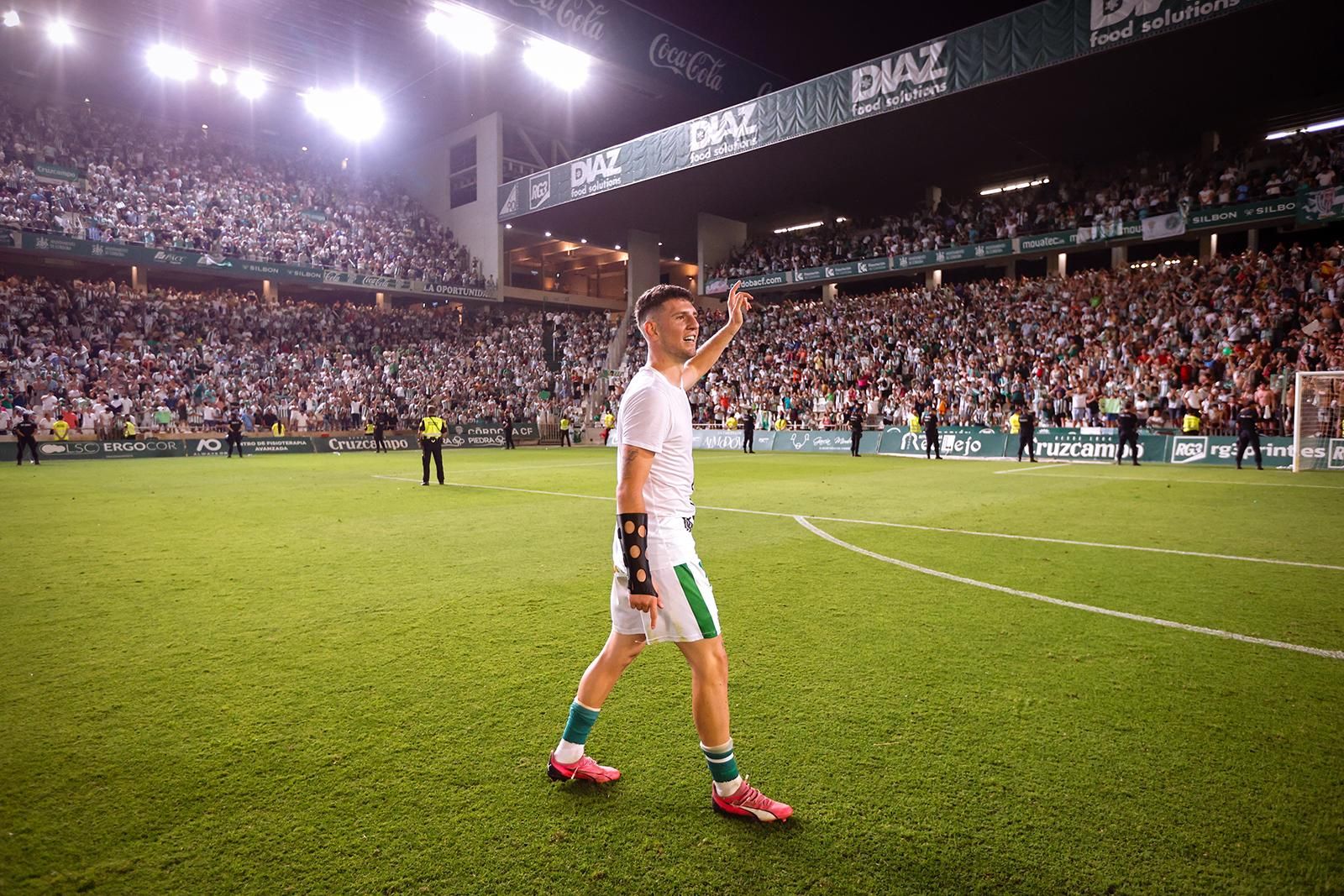 El Córdoba CF vuelve a Segunda / Las mejores imágenes de una noche para la historia