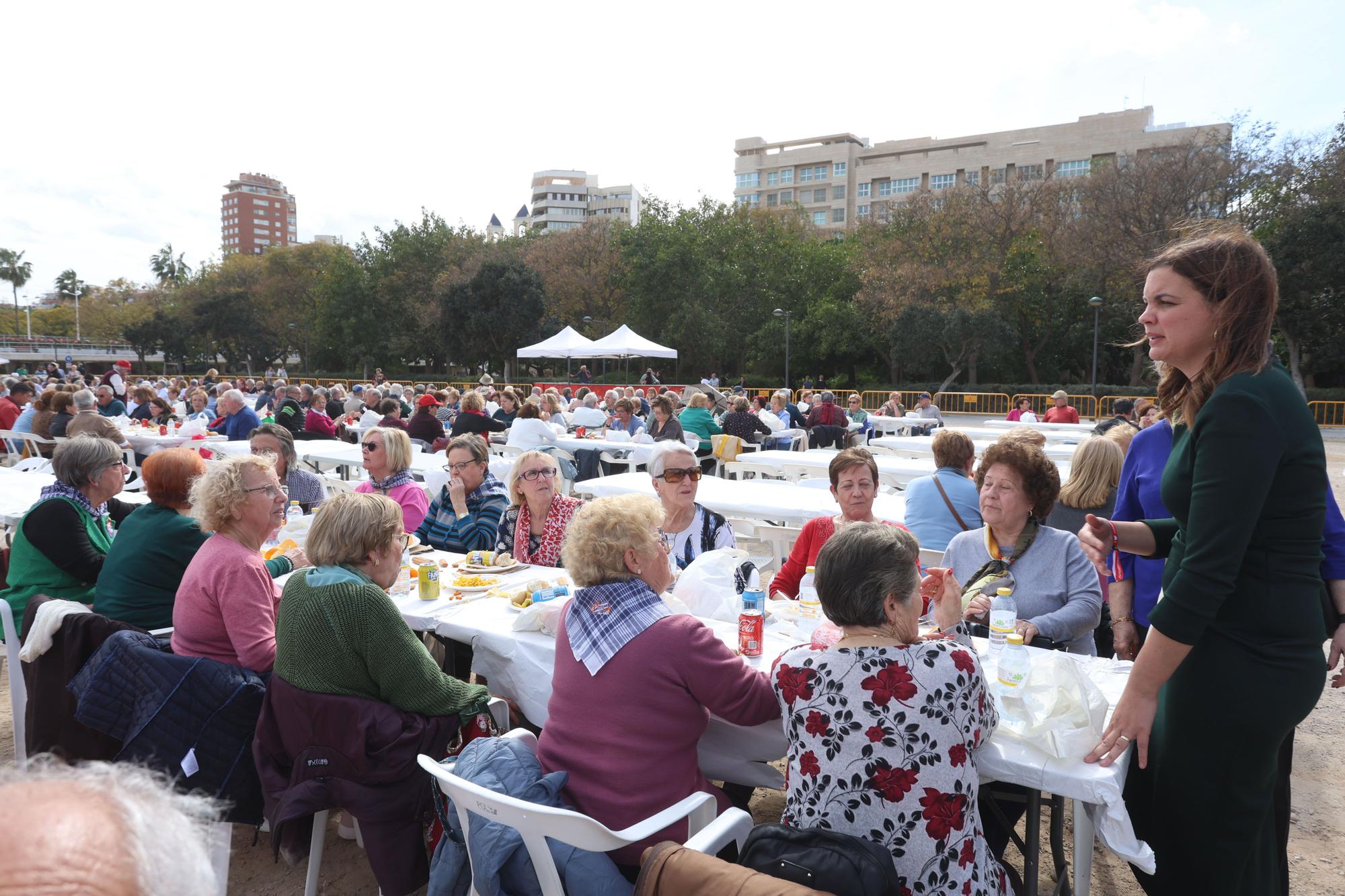 Paellas organizadas por la concejalía de atención a personas mayores del Ayuntamiento de València