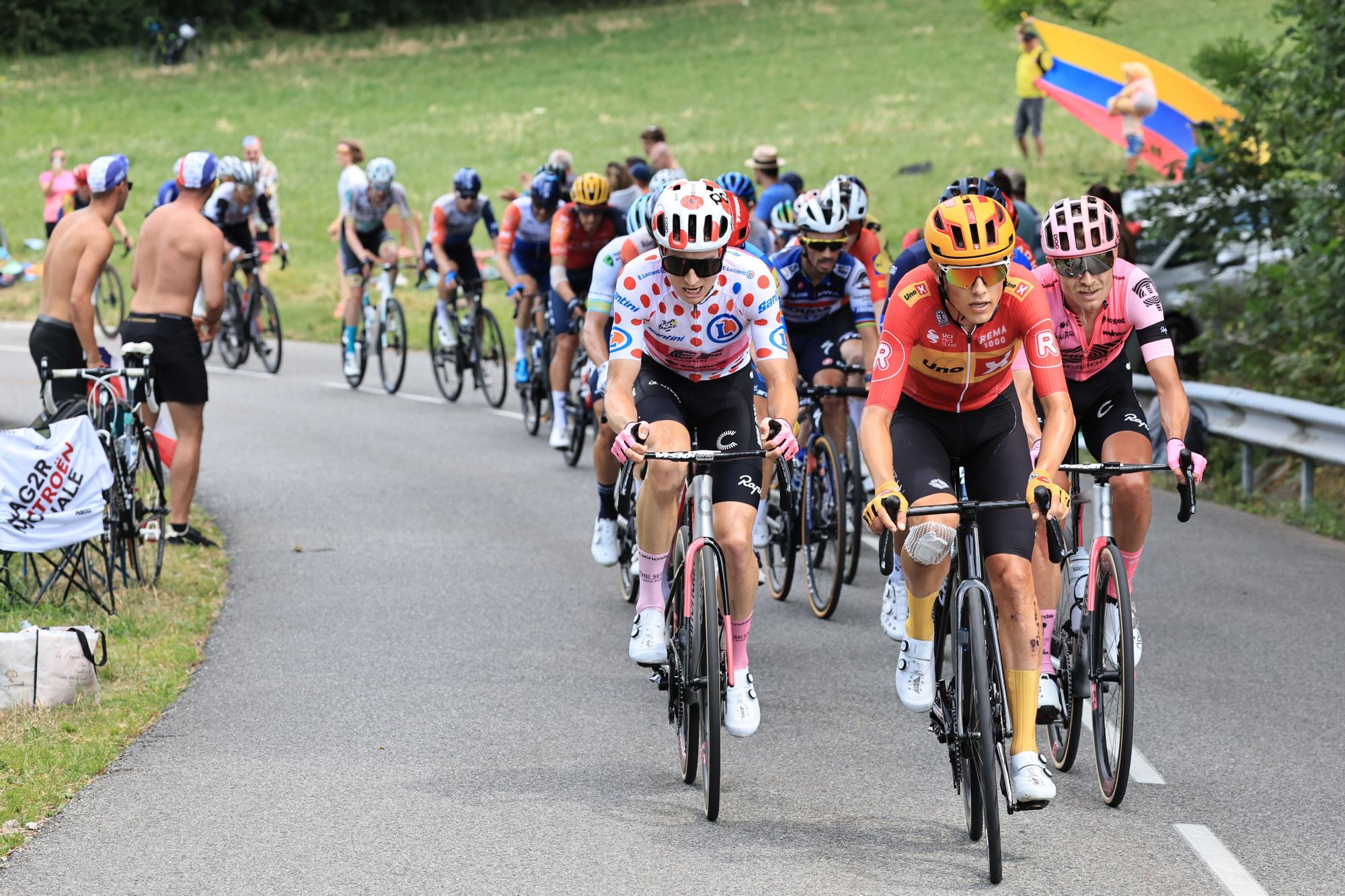 IMÁGENES | Las mejores imágenes de la etapa 15 del Tour de Francia