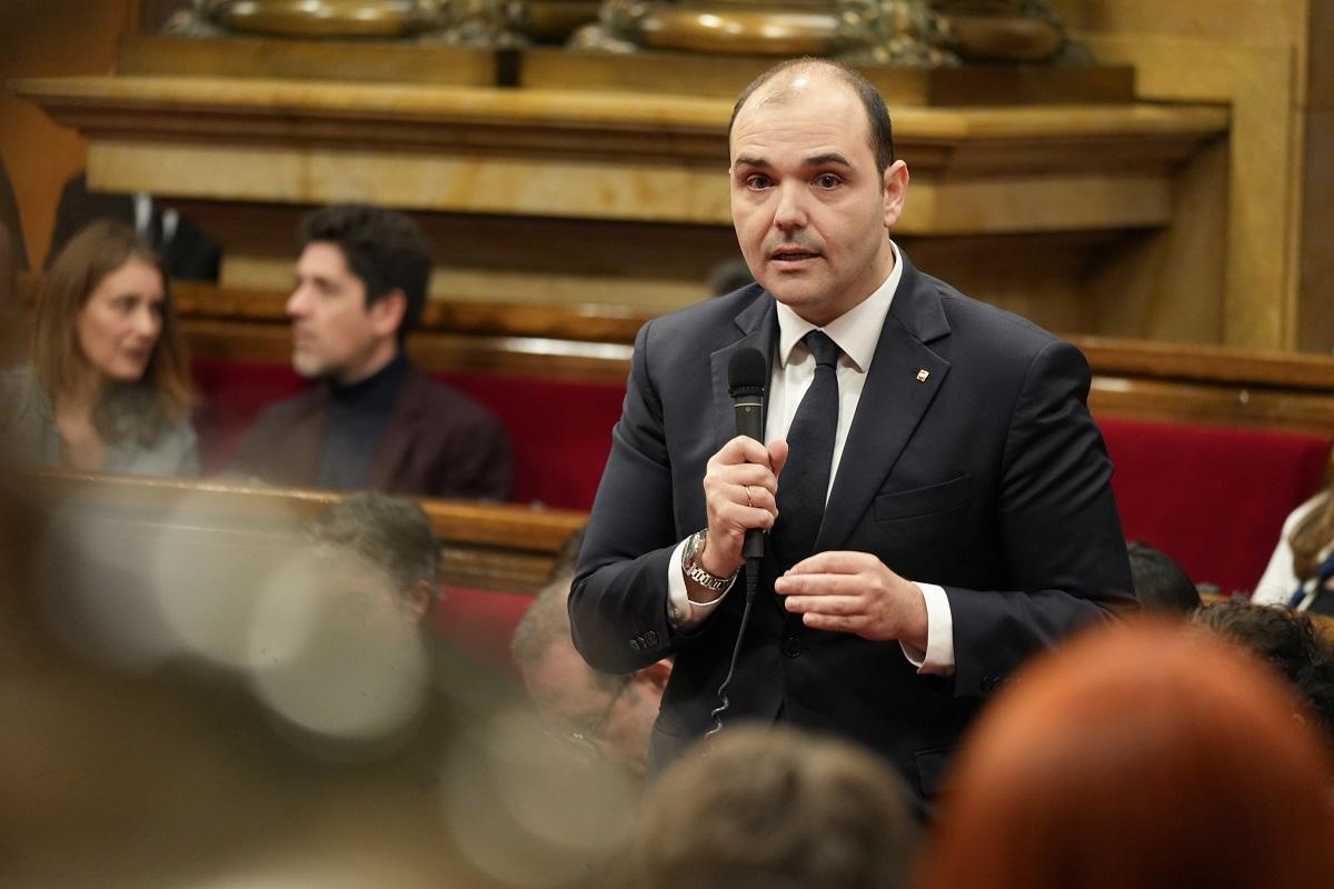 El conseller de la Presidència, Albert Dalmau, este miércoles en el Parlament