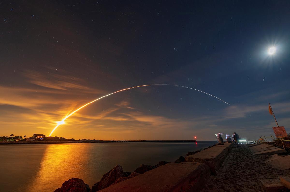 Lanzado con éxito el cohete de la misión Artemis a la Luna