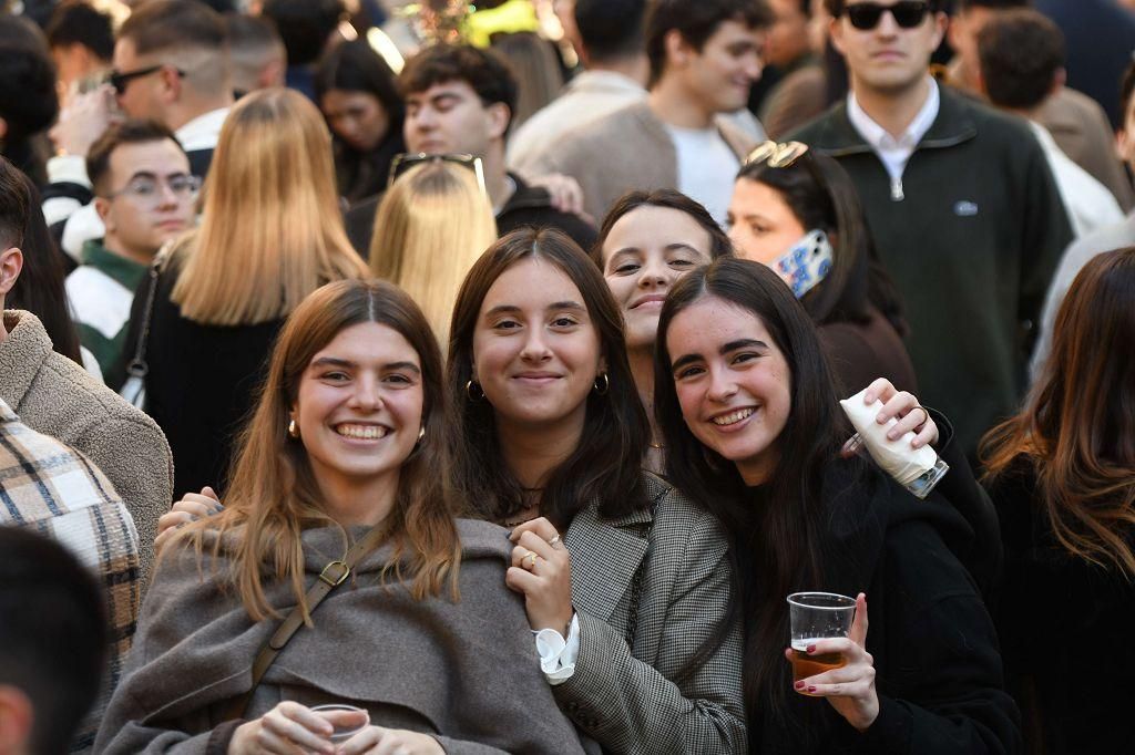 Murcia se echa a las calles durante el tardeo de Nochebuena
