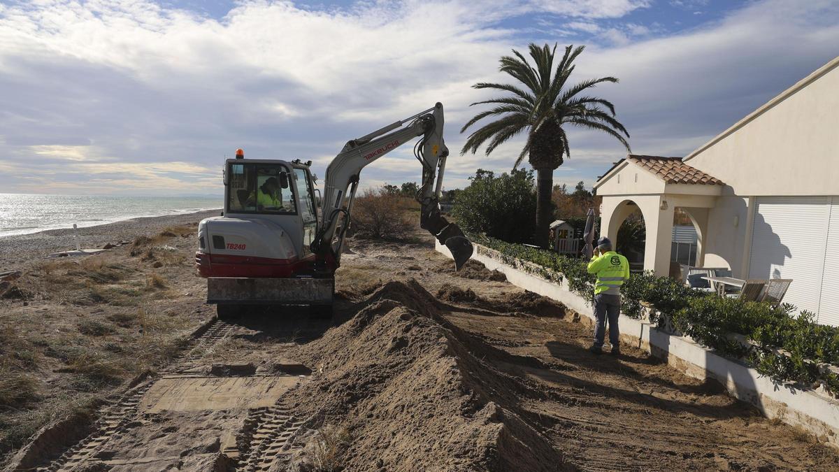 La «situación crítica» del litoral norte lleva a hacer un frente común en Sagunto