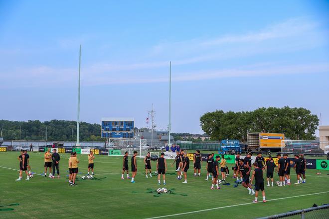 Así ha sido el entrenamiento del Barça en la Base Naval de la Marina de Annapolis para preparar el clásico