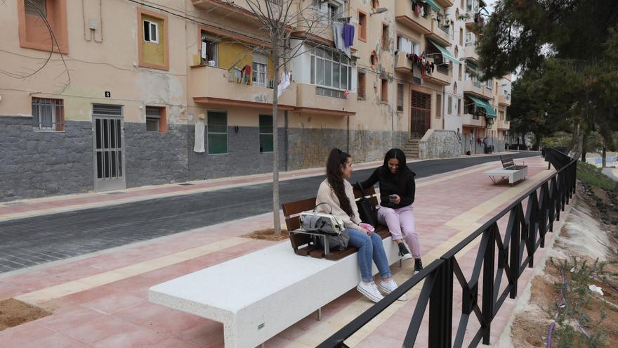 El renacer de una calle «herida» en Elche