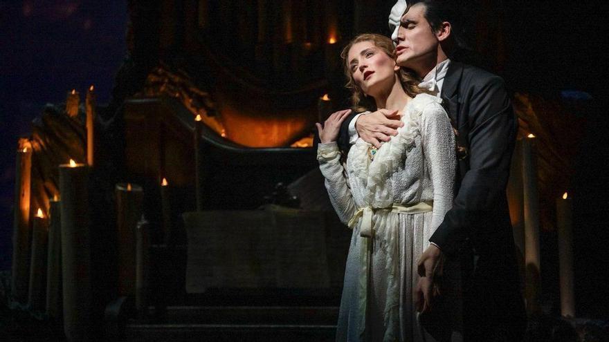  la Ópera", mucho humor y un estreno nacional en el avance de temporada del Teatro Principal de Alicante