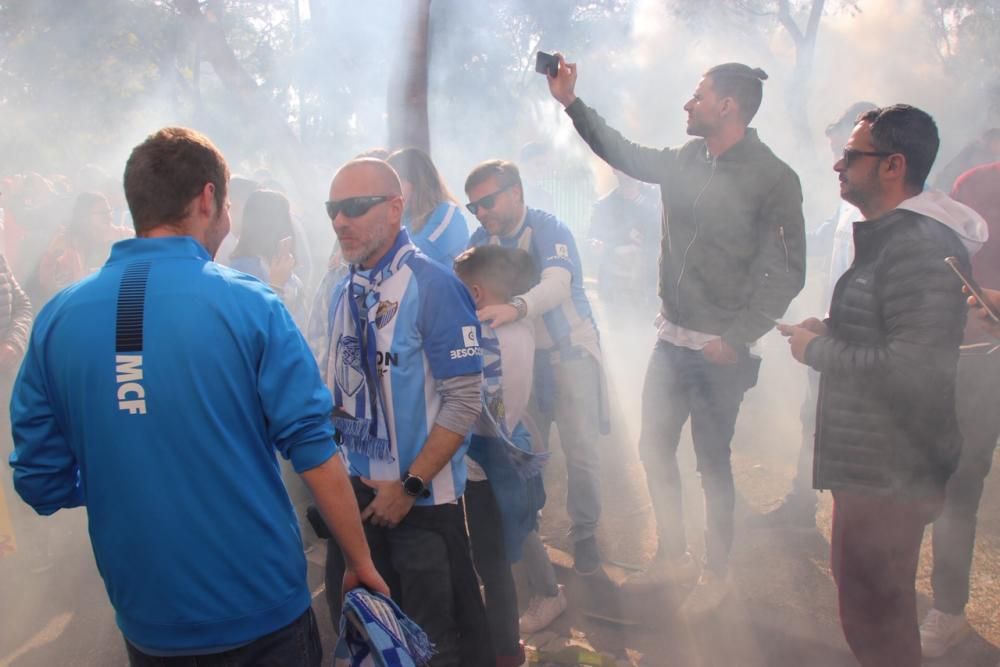 Recibimiento al Málaga CF antes del partido ante el Deportivo