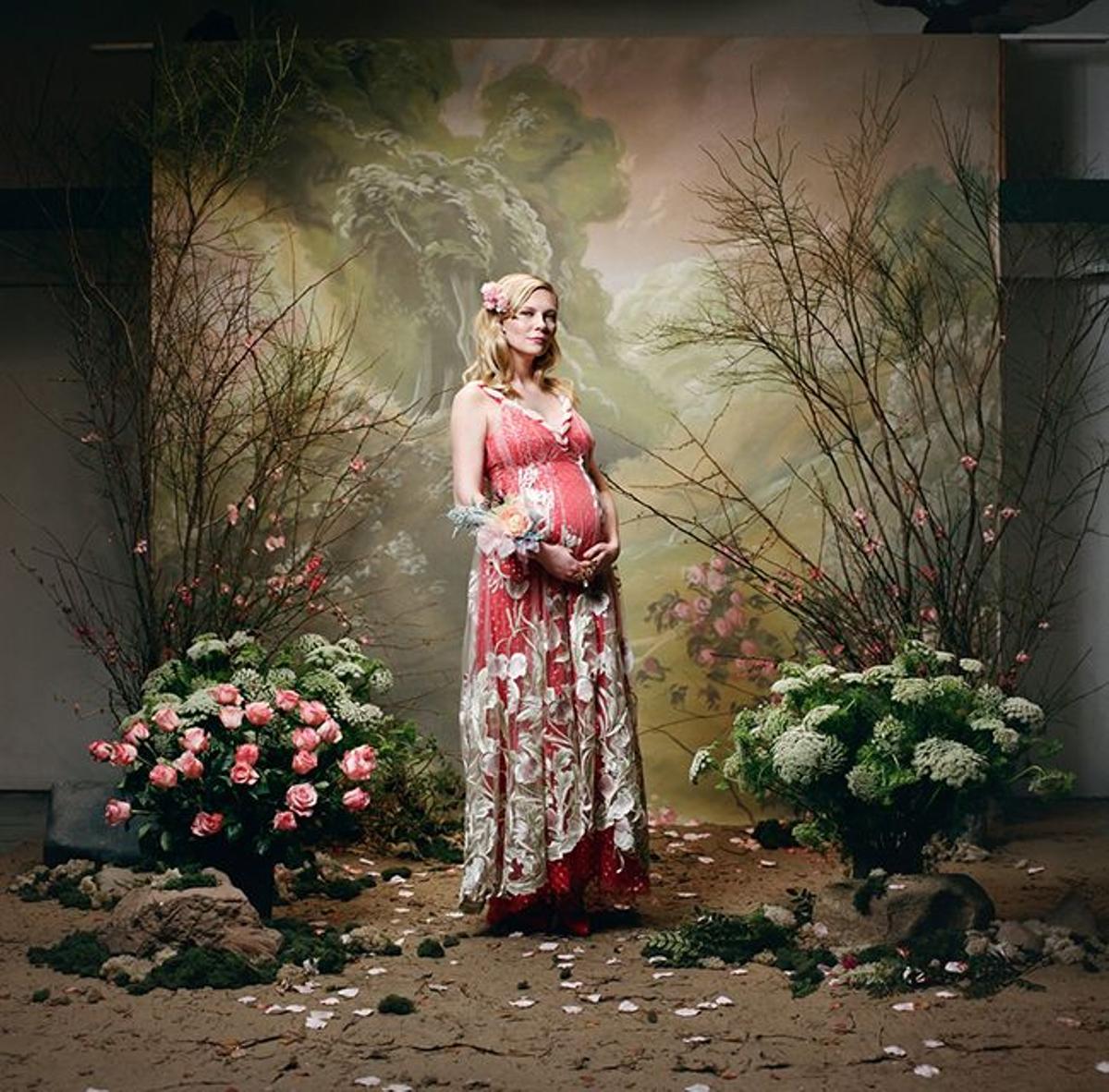 Kirsten Dunst anuncia embarazo vestida de Rodarte