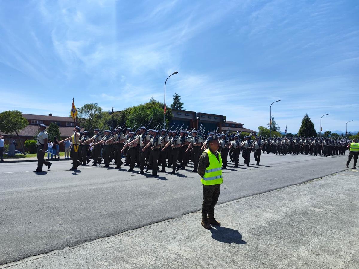 La Brilat conmemora su 60 aniversario con una parada militar en Cabo Noval