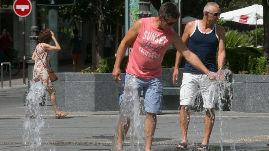 El calor aprieta hasta el domingo, cuando refrescará