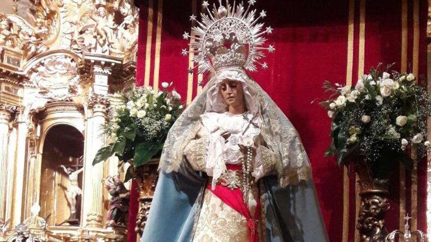 Imagen de la Virgen de los Dolores