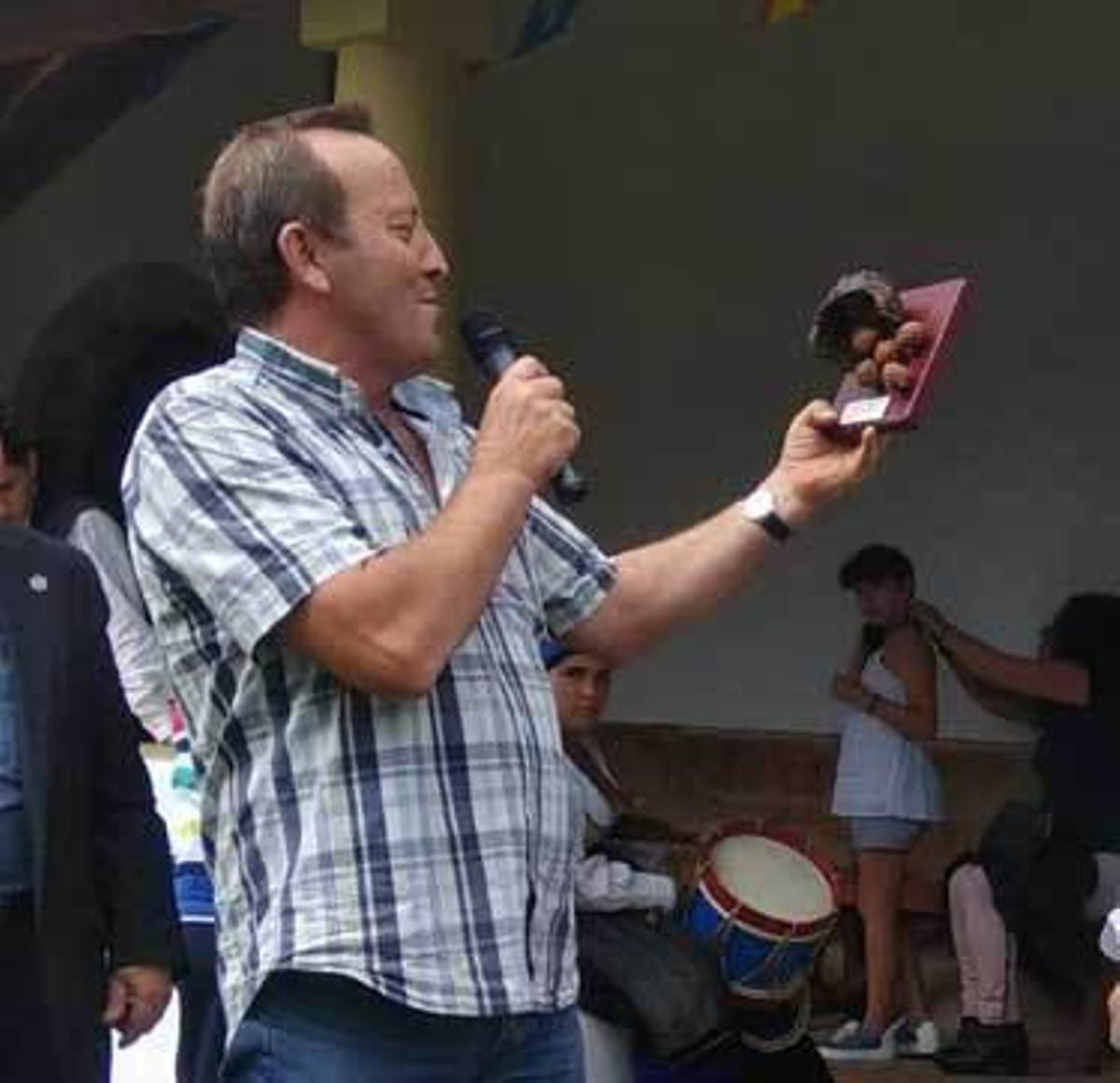 La cosecha de nuez vendida en Camoca, buena pero irregular, a 5 euros el kilo