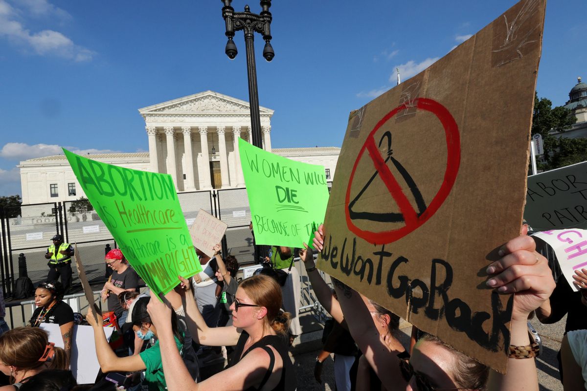 Imagen de varias activistas en favor de el aborto en EEUU.