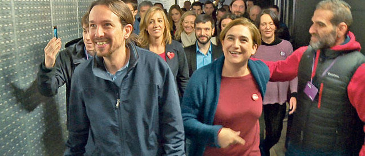 Política, manual de instrucciones: Podemos, de la calle al cine