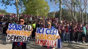 Ambientazo en los aledaños de Montjuïc