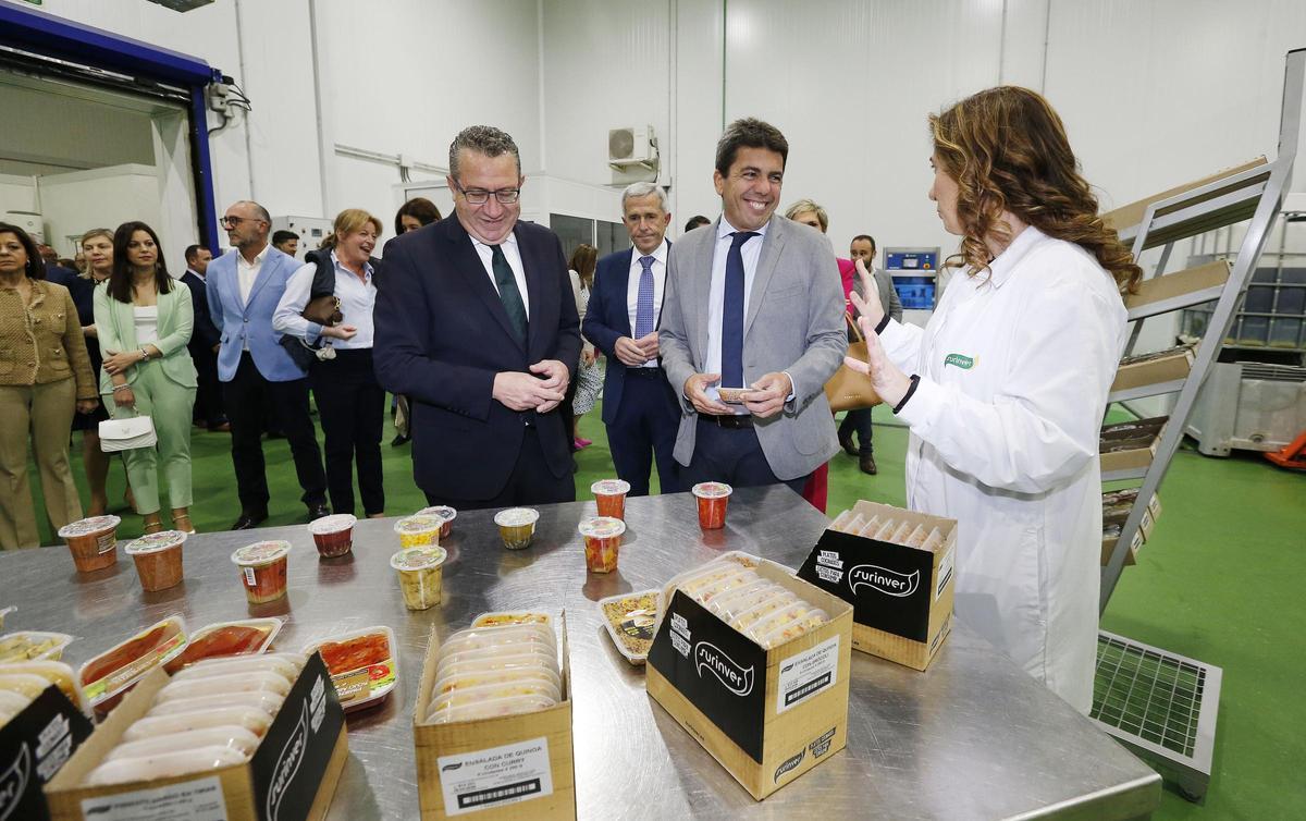La cooperativa muestra algunos de los productos que elaboran en las instalaciones