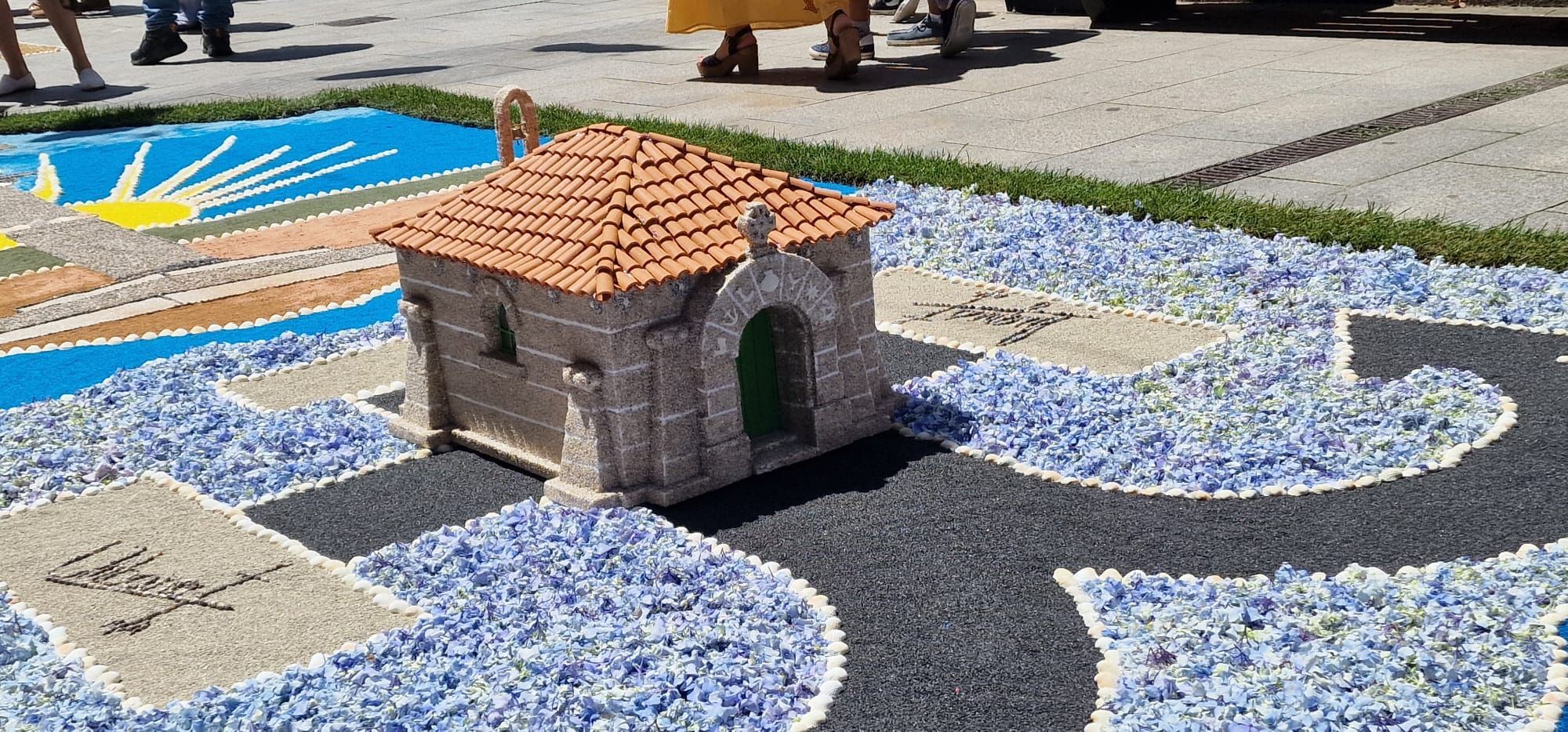 La fiesta de las alfombras florales del Corpus en Bueu (II)