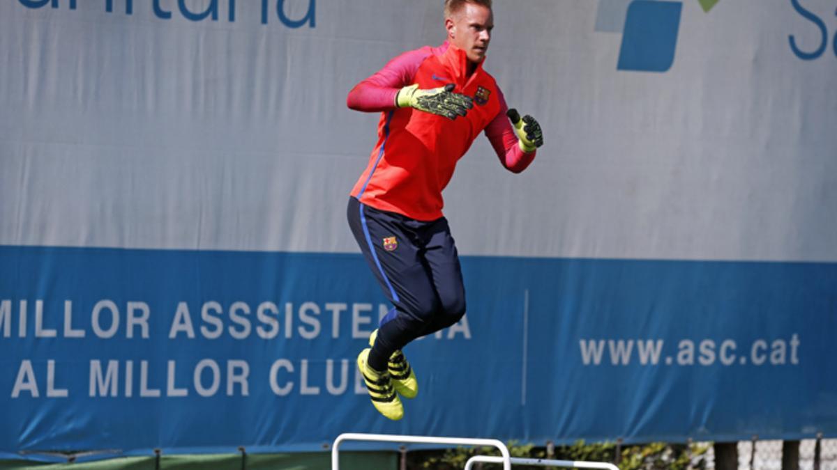 Ter Stegen aprieta para volver lo antes posible