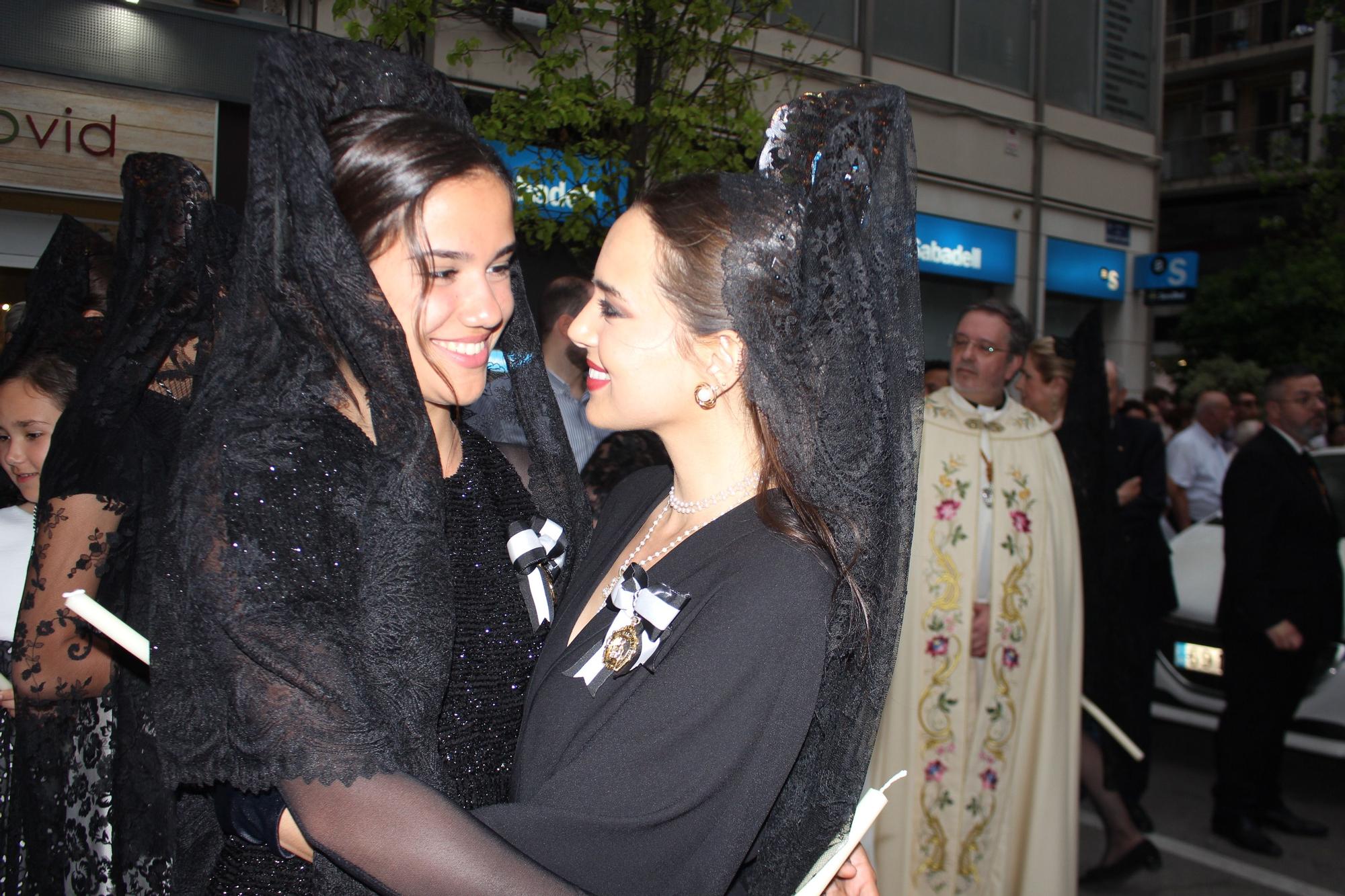 La calle San Vicente acoge la procesión "dels Xiquets" con tres generaciones falleras