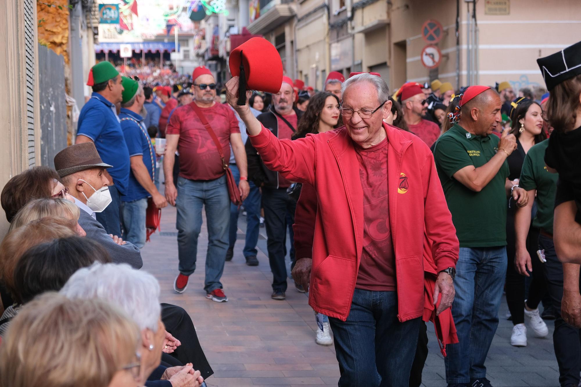 El pasodoble de la euforia abre las fiestas de Petrer