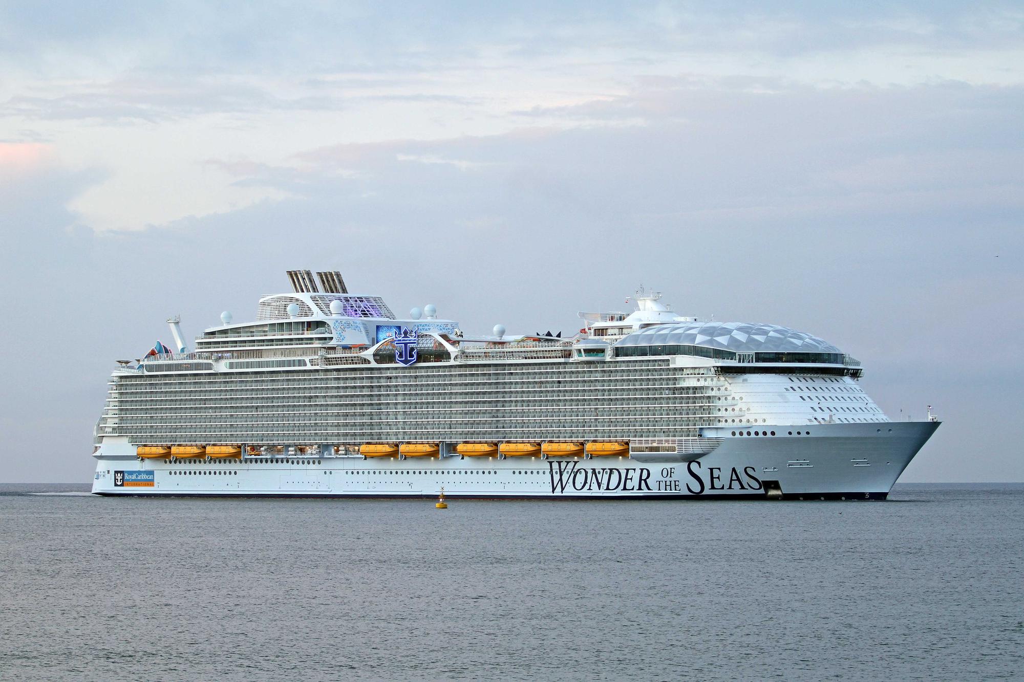 El 'Wonder of the Seas', el crucero más grande del mundo, ya está en Palma