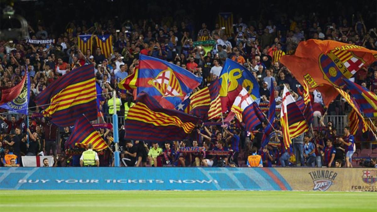 El público del Camp Nou pitó el himno de la Champions