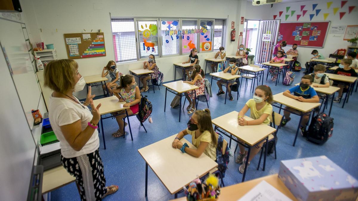 Aula burbuja en un colegio de Alicante el primer día de clase este curso.