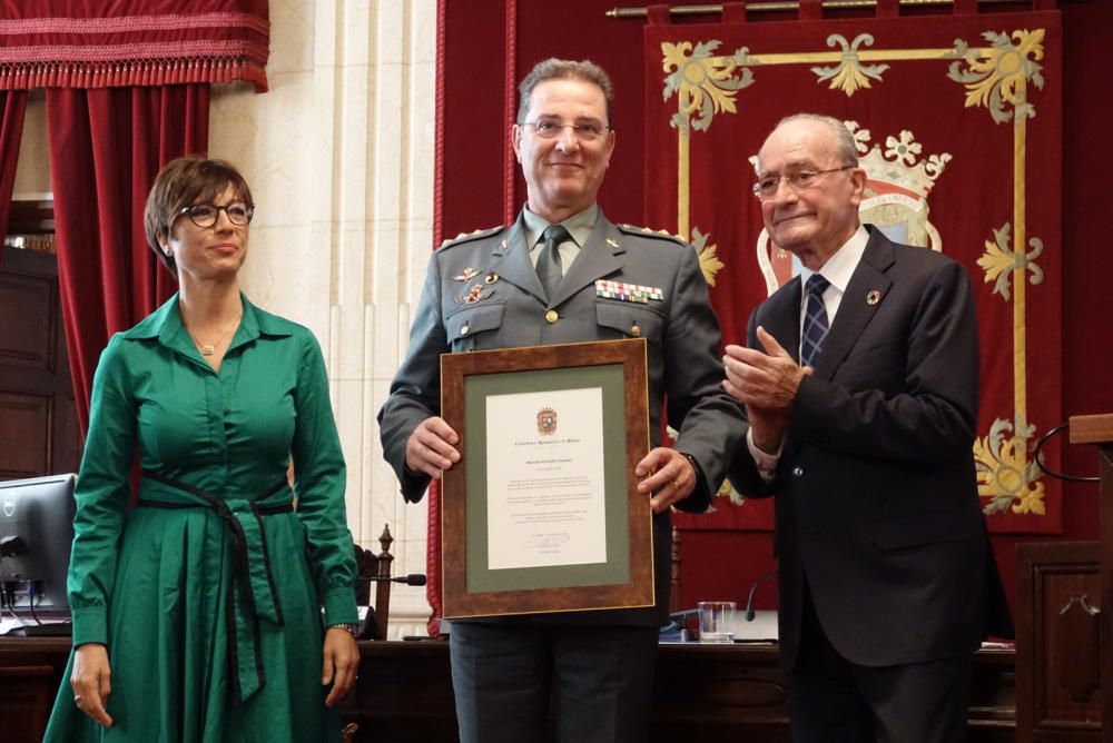 Entrega de las distinciones a los responsables del dispositivo de rescate de Julen.