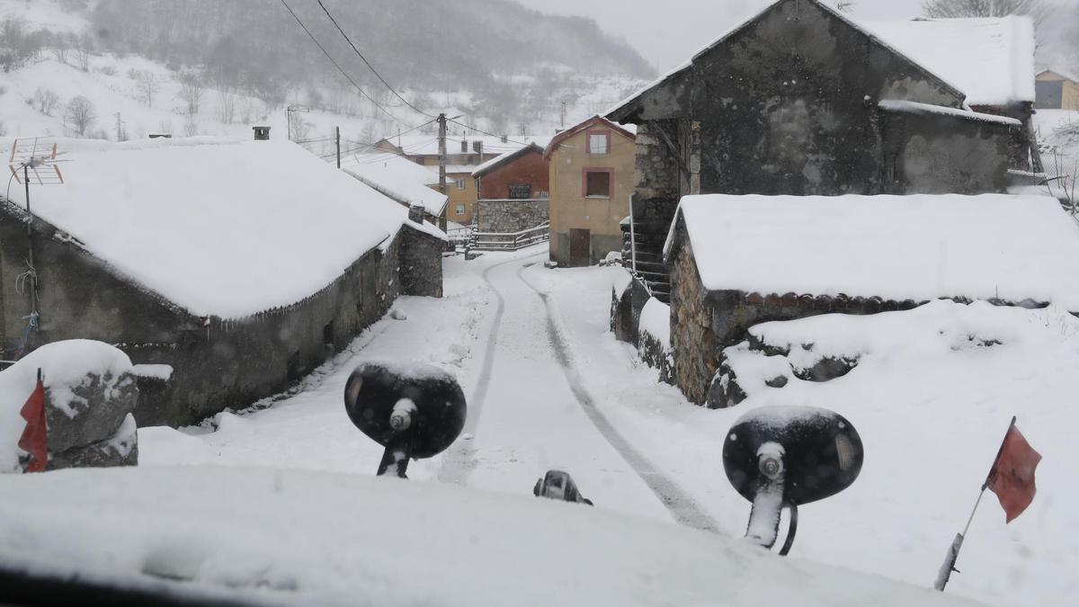 Nevada en Valle de Lago.