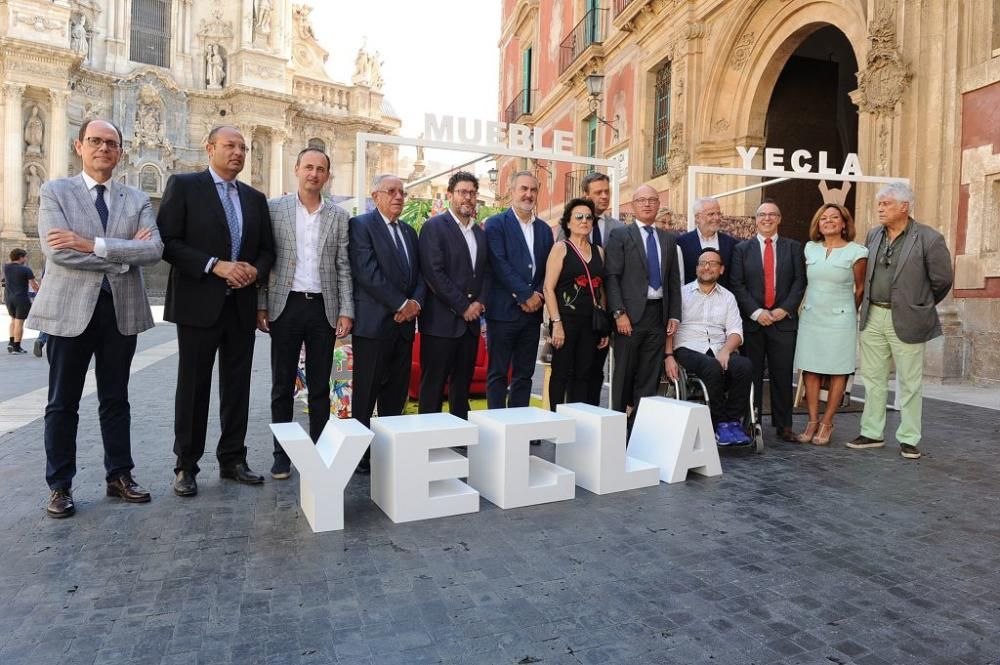 Yecla presenta en Murcia su 55 Feria del Mueble