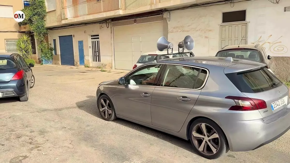 La muerte viaja en coche