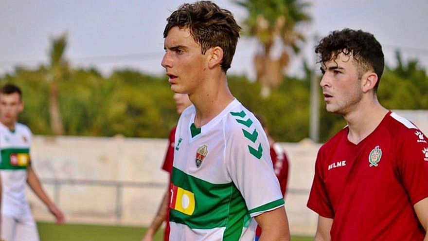 El Real Madrid quiere fichar al juvenil murciano Javi Villar