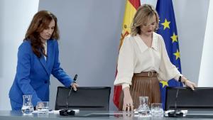 Mónica García, ministra de Sanidad, Pilar Alegría, ministra portavoz, Luis Planas, ministro de Agricultura y Ana Redondo, ministra de Igualdad, durante la rueda de prensa posterior al Consejo de Ministros celebrado en el Palacio de la Moncloa.