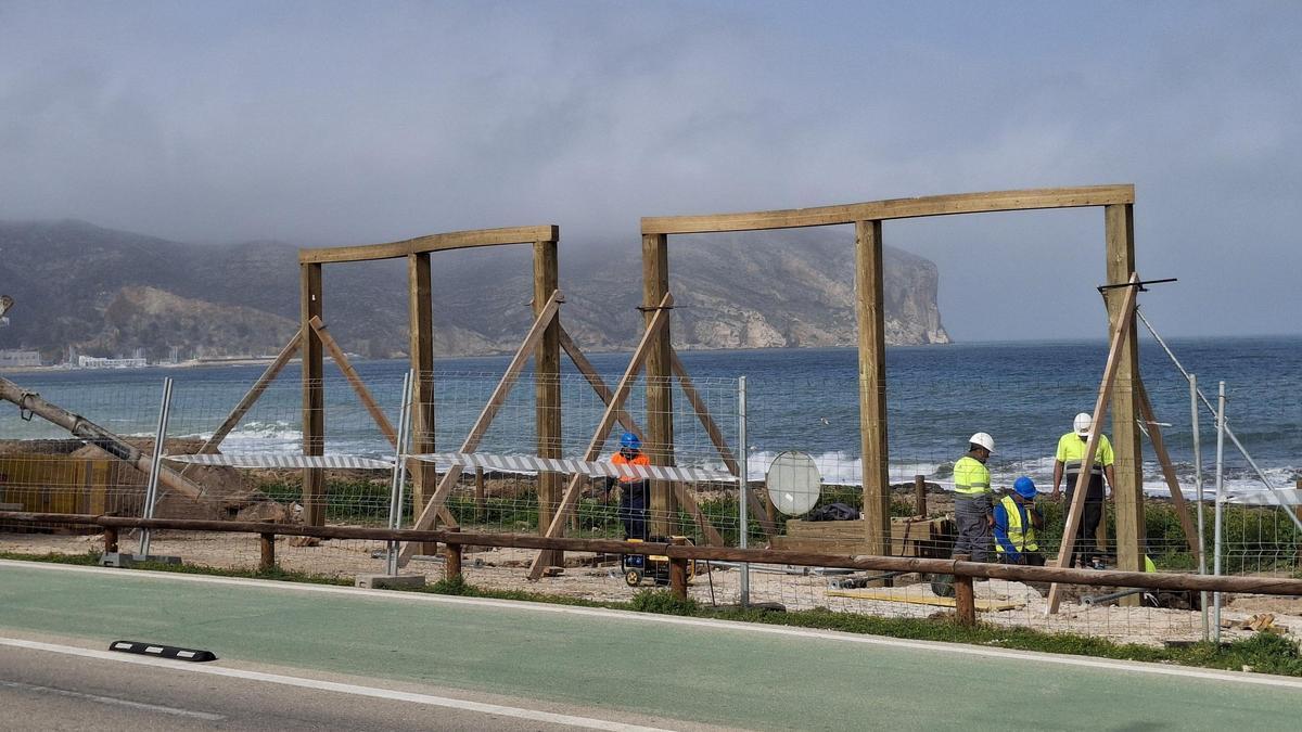 Los pórticos que se están colocando en el litoral xabienc