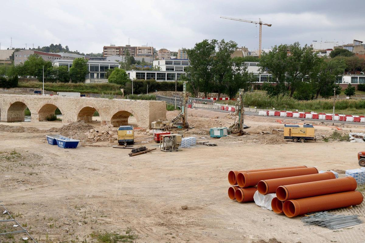 Obras de reparación en la cuenca del río Túria a su paso por Riba-roja.