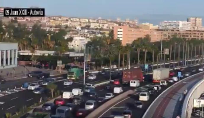 Un herido en una accidente en la Avenida Marítima