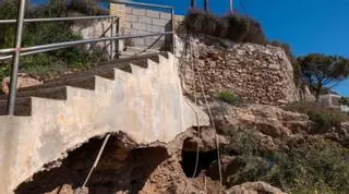 Comienzan las obras  de reconstrucción en la escalera de Poniente