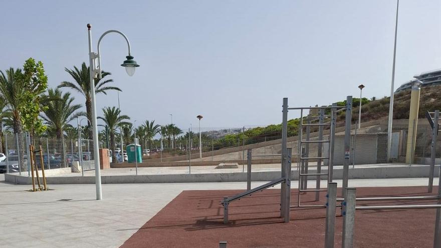 La costa de Elche se prepara ante inundaciones con un tanque de tormentas del tamaño de 10 piscinas
