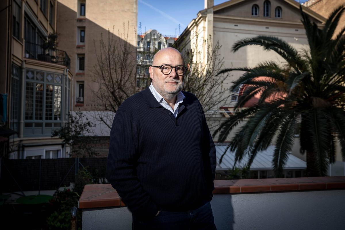 Lluís Corominas, exdiputado de CIU y Junts per Sí, para la sección 'De la política, ¿se sale?