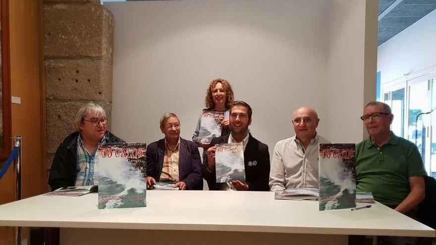 El acto de presentación de la revista, ayer en las instalaciones del Museo Massó de Bueu. // Lourdes Sánchez