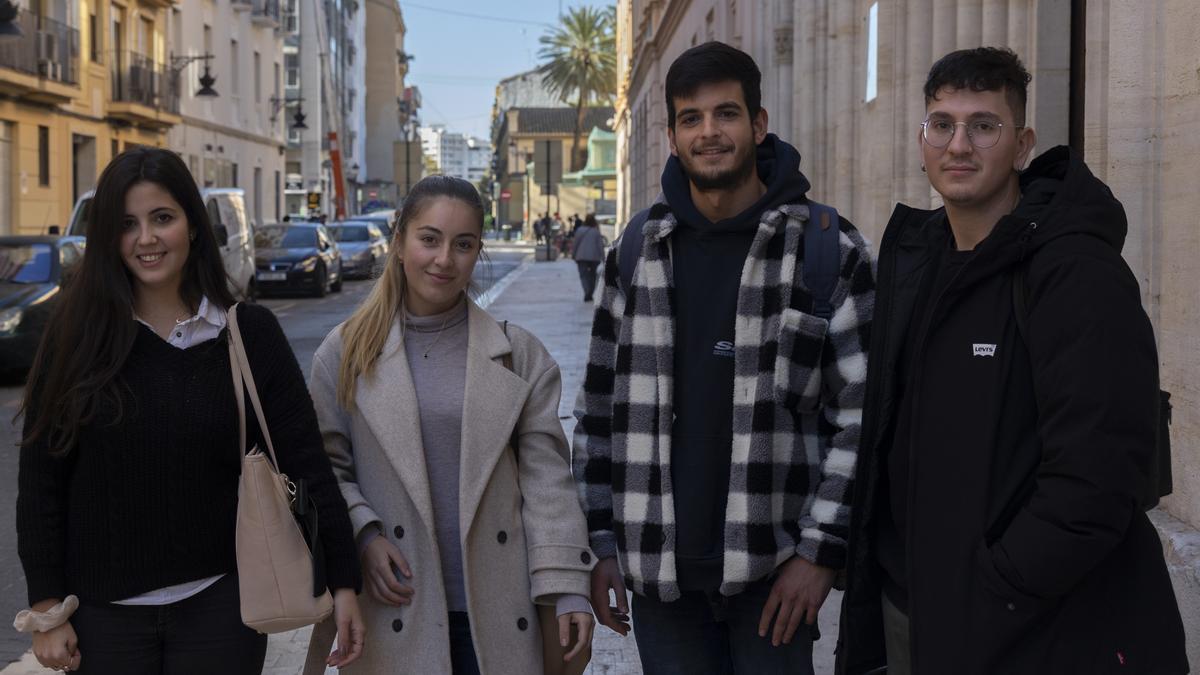 Los estudiantes de la Universidad Católica de València Sara Soriano, Miriam Mondelo, Jorge Izquierdo y Sven Kretschmer.