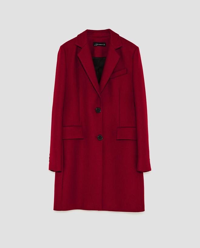 'Shopping' para el Black Friday: abrigo masculino burdeos, de Zara