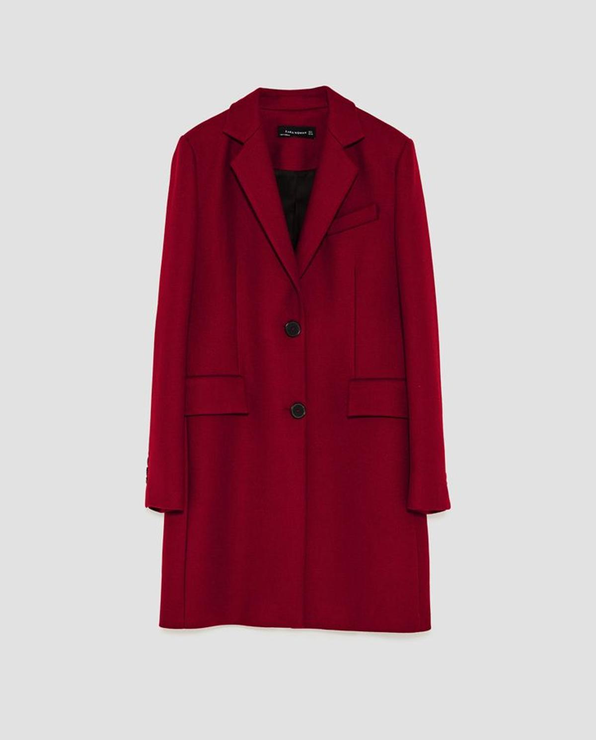 'Shopping' para el Black Friday: abrigo masculino burdeos, de Zara