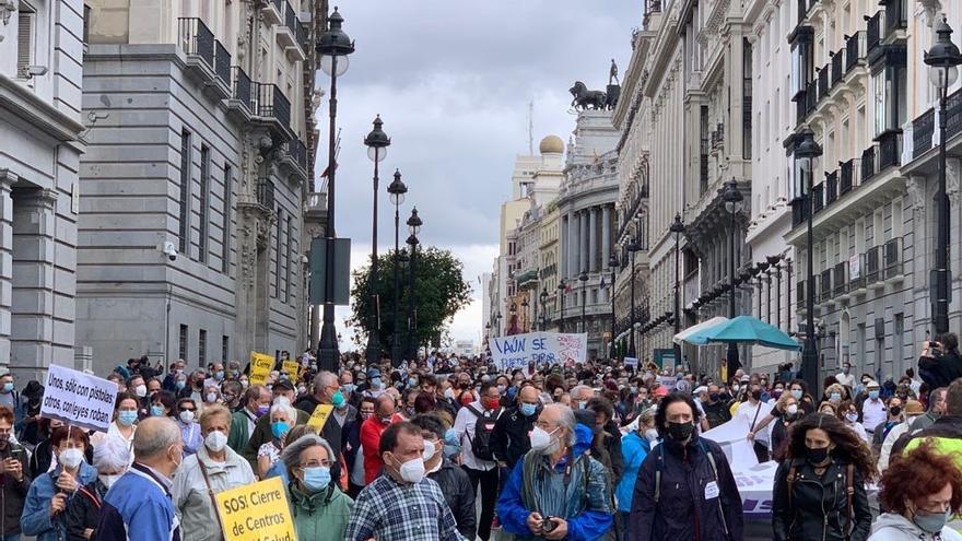 Pancarta de la manifestación organizada por la Marea Blanca este domingo en el centro de Madrid.