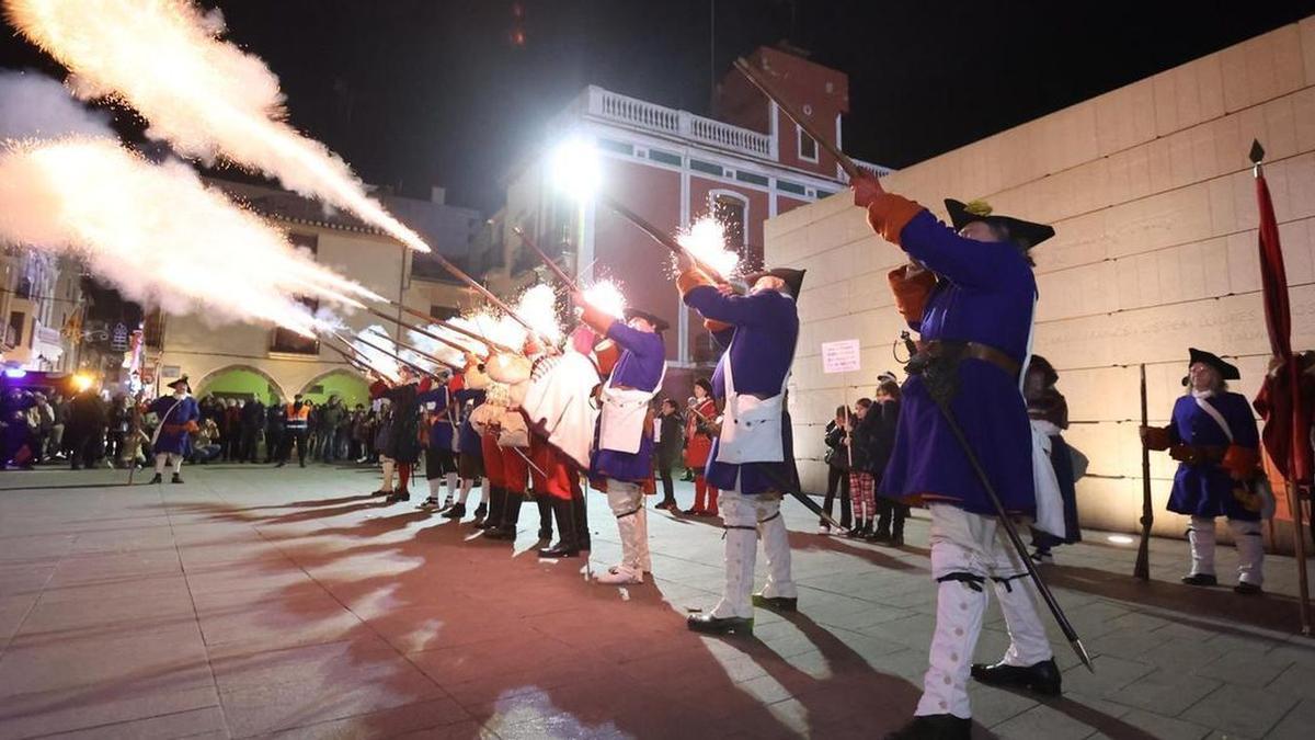 Una procesión cívica recuerda cada año, en torno al 12 de enero, a los 253 vila-realenses que perdieron la vida en 1706 a consecuencia del asalto de las tropas bornónicas de Felipe V.