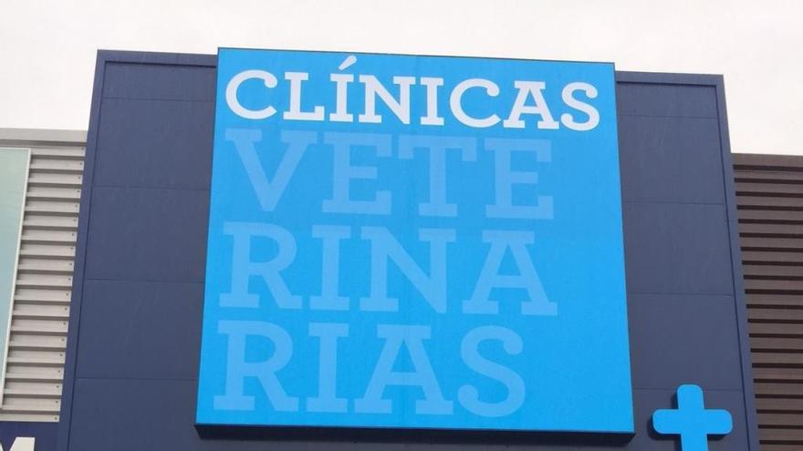 La primera &quot;Clinicanimal&quot;, abierta en la tienda de Málaga Nostrum.
