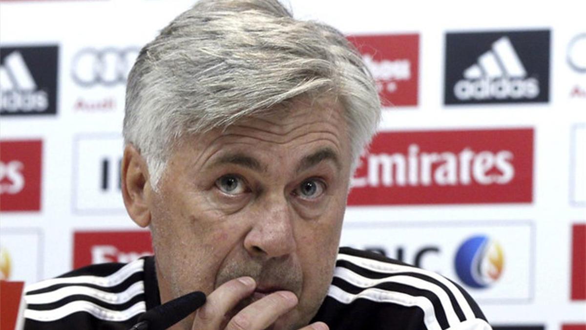 Ancelotti, durante la rueda de prensa de este viernes en Valdebebas