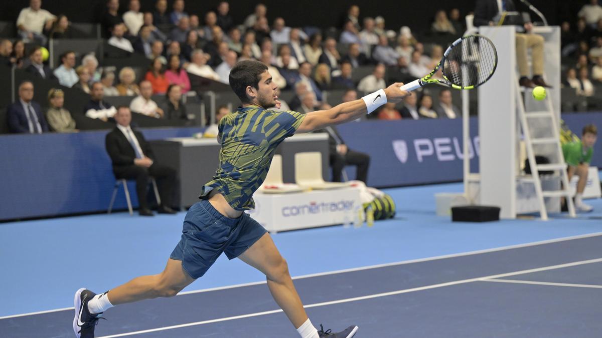 Carlos Alcaraz, en el partido de octavos de final en el ATP 500 de Basilea